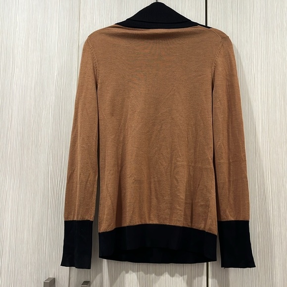 HOBBS London | Wool & Silk Blend Two Tone‎ Turtleneck Sweater | Brown/Black | 10 - Picture 3 of 8